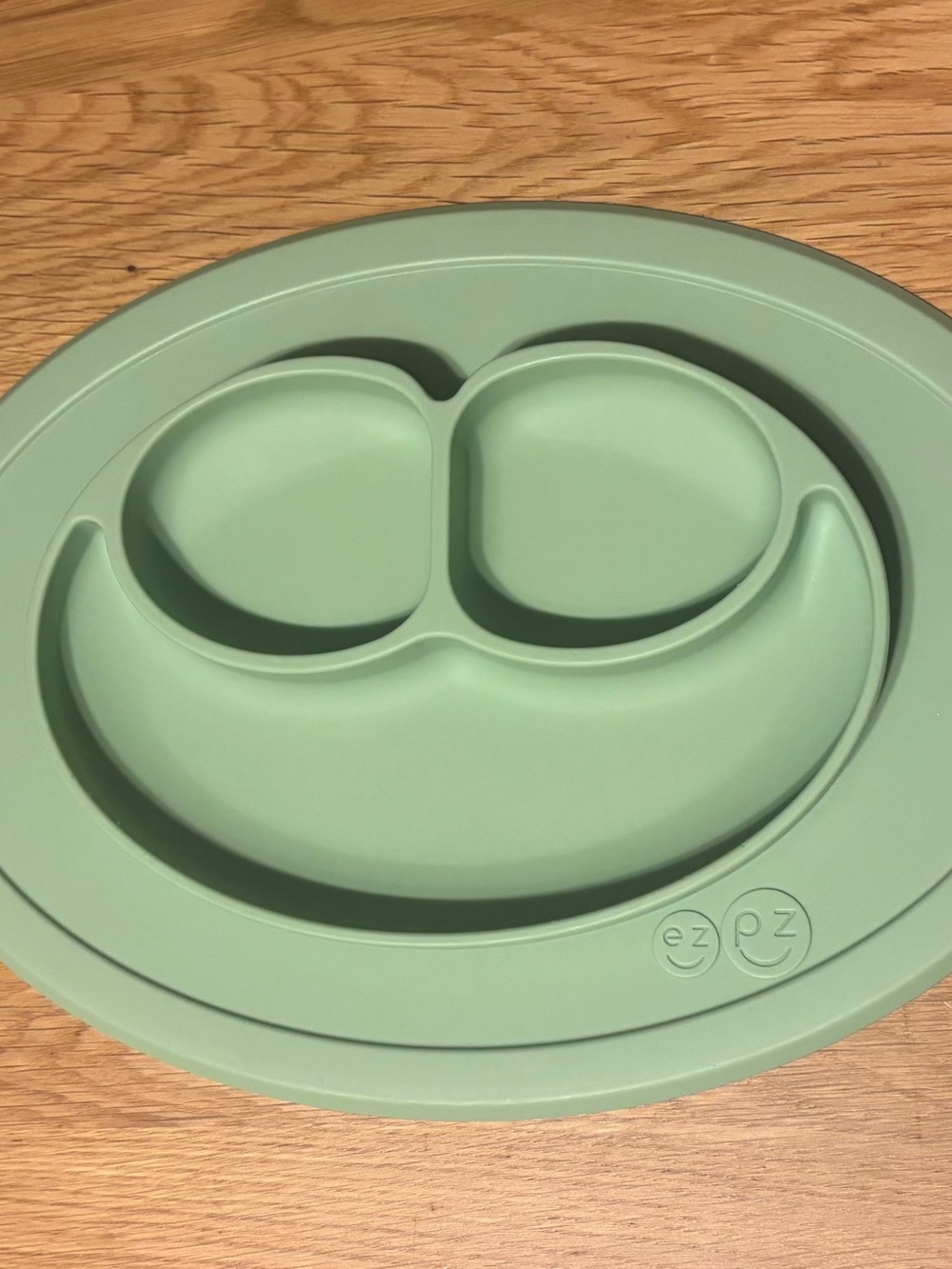 ezpz Olive Green Mini Mat